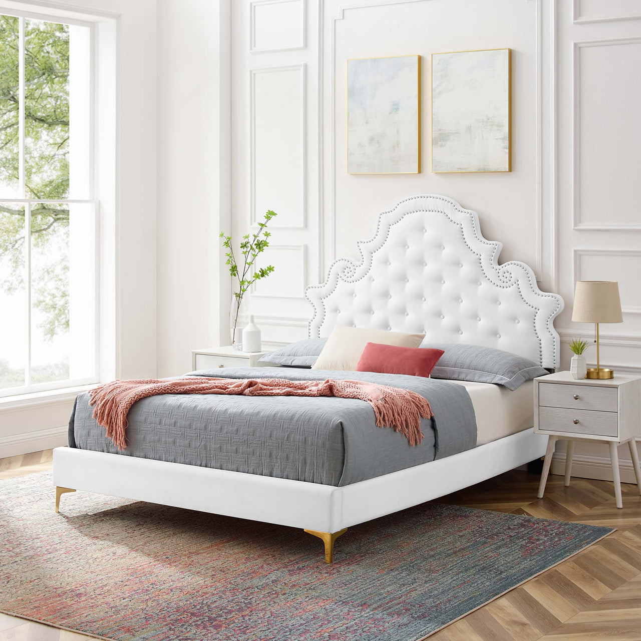 Cindrelle Upholstered Velvet Twin Platform Bed, White