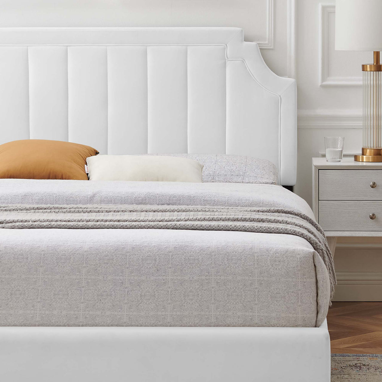 Archway Upholstered Velvet Full Platform Bed, White