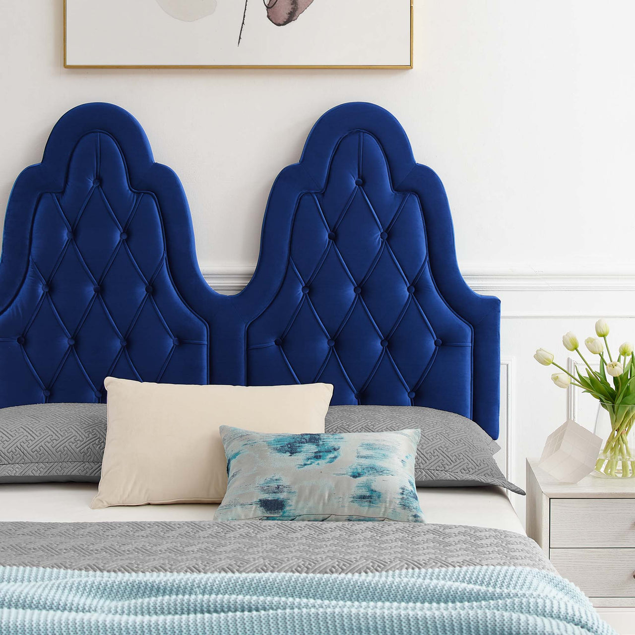 Celestina Velvet Twin Platform Bed, Navy