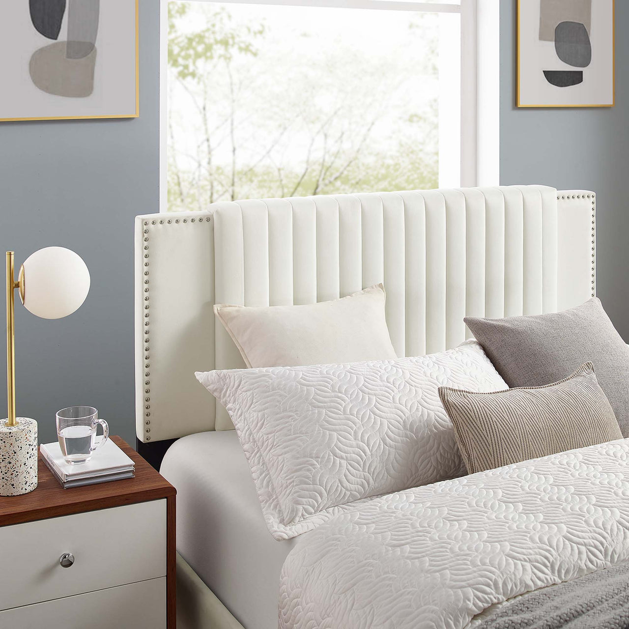 Zirelle Upholstered Velvet Queen Platform Bed, White