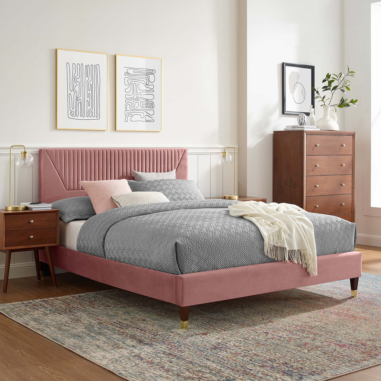 Seraphine Velvet Queen Platform Bed, Dusty Rose