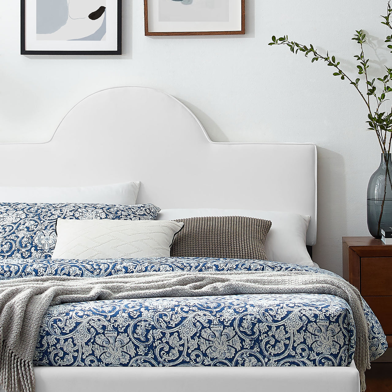 Arise Upholstered Velvet King Bed, White