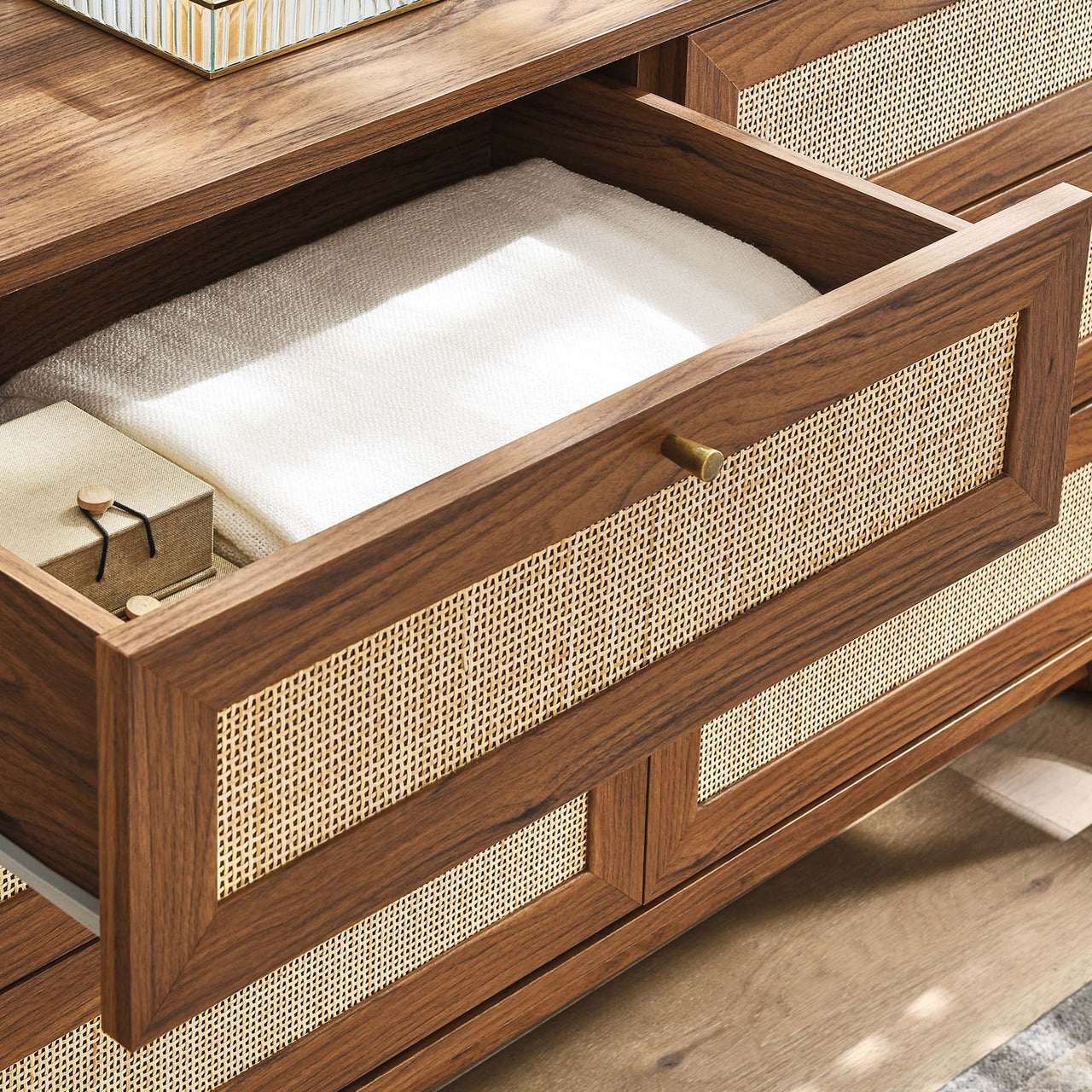 Marra Dresser, Medium, Walnut