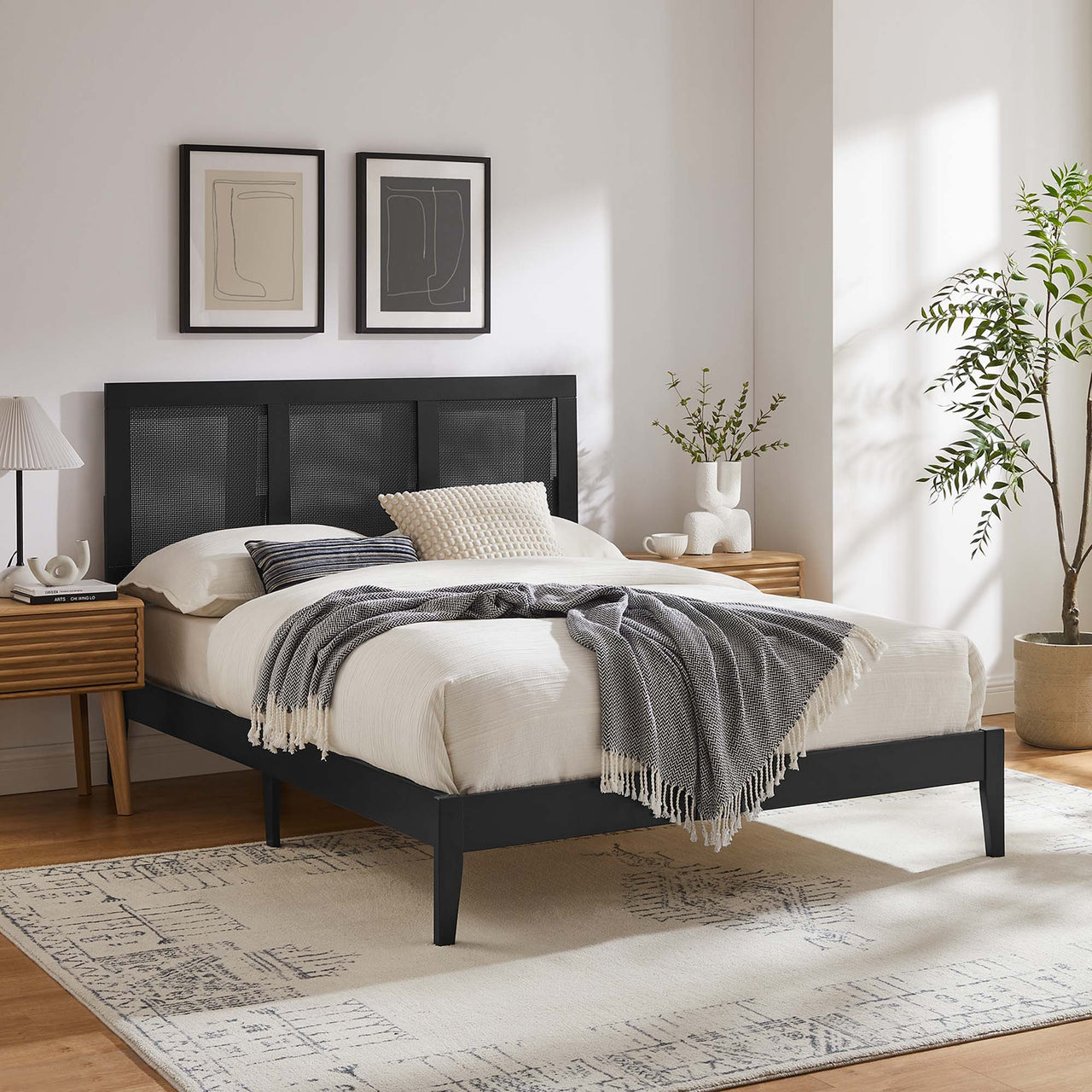 Netun Full Platform Bed, Black