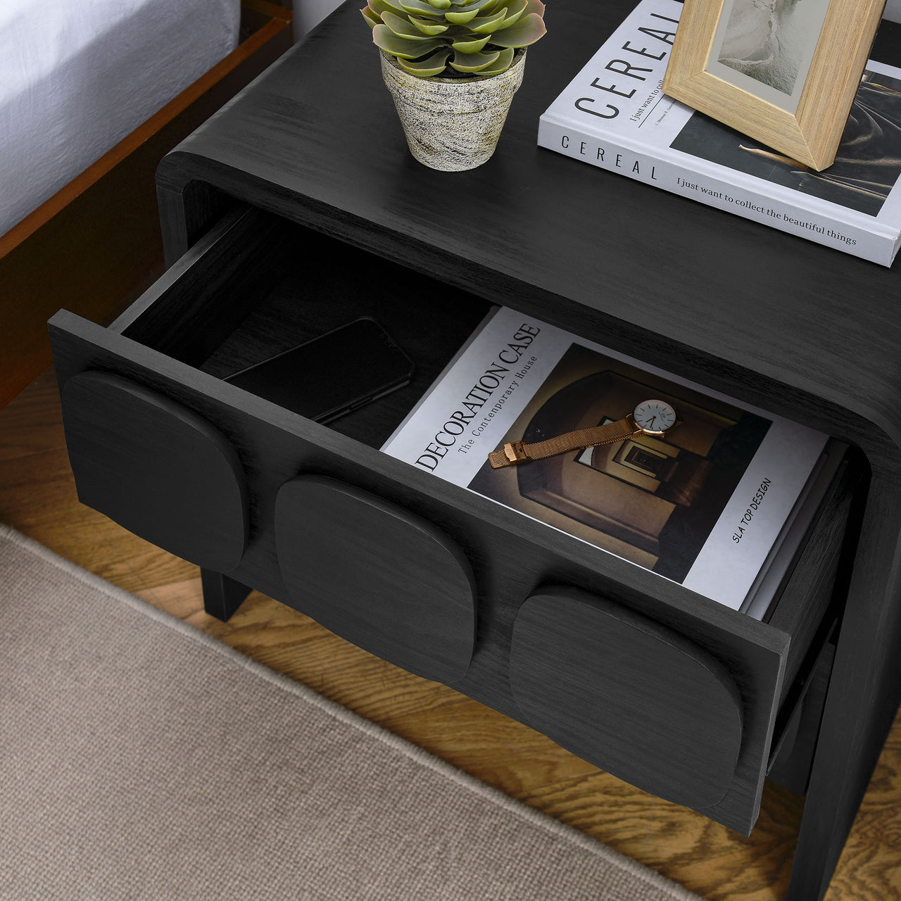 Aliyah Nightstand, Black
