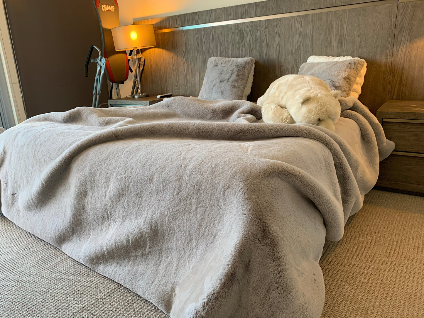 Luxury Faux Chinchilla Fur Throw Blanket, Assorted Colors