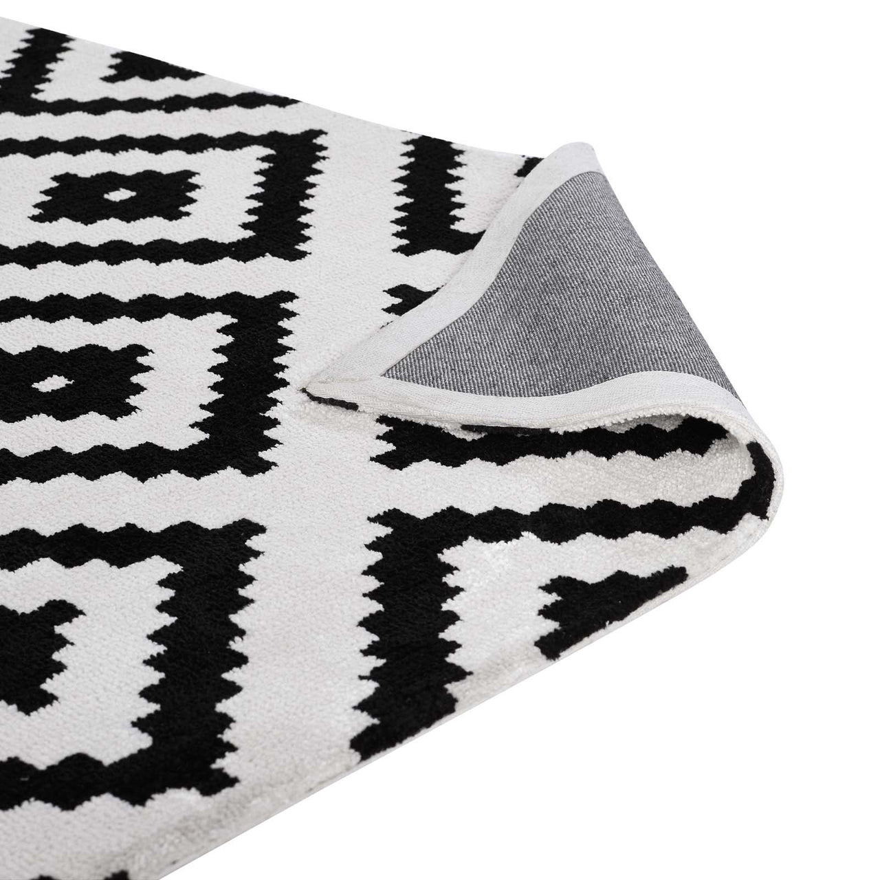 Duotone Diamond 5x8 Area Rug, Black & White