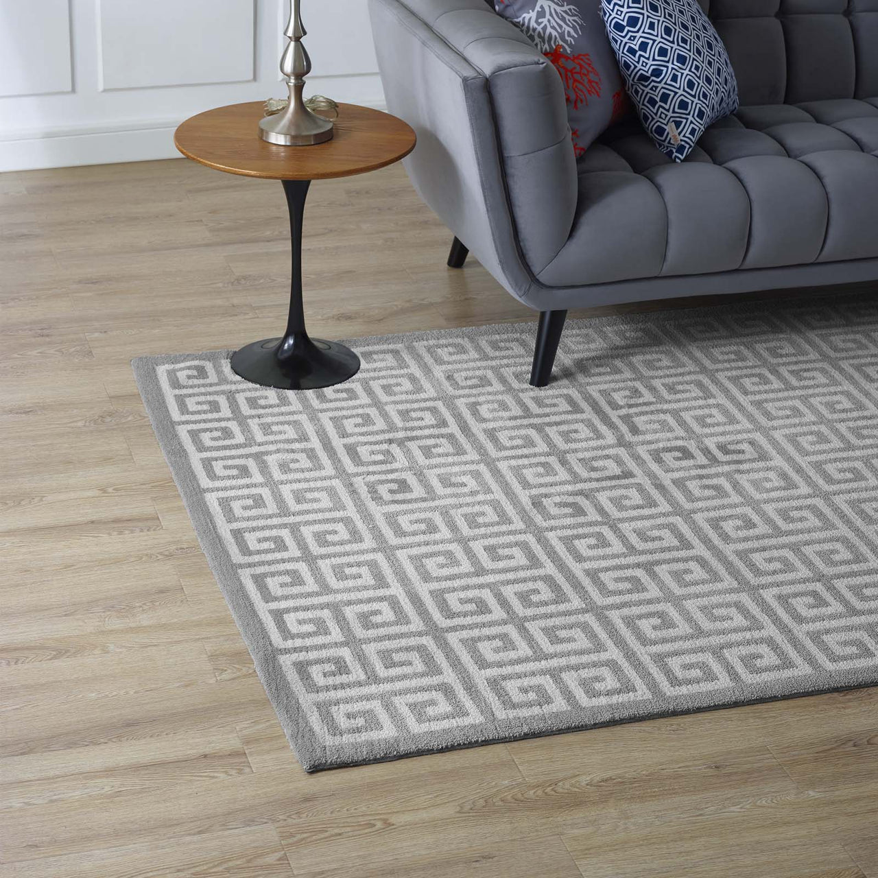 Junvora Temple 8x10 Area Rug, White & Light Gray
