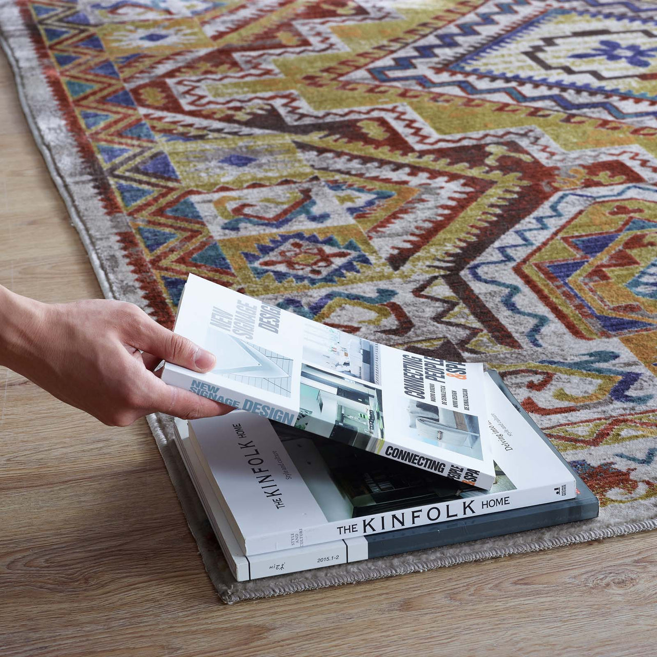 Zocalo Pyramid 8x10 Area Rug, Multicolor