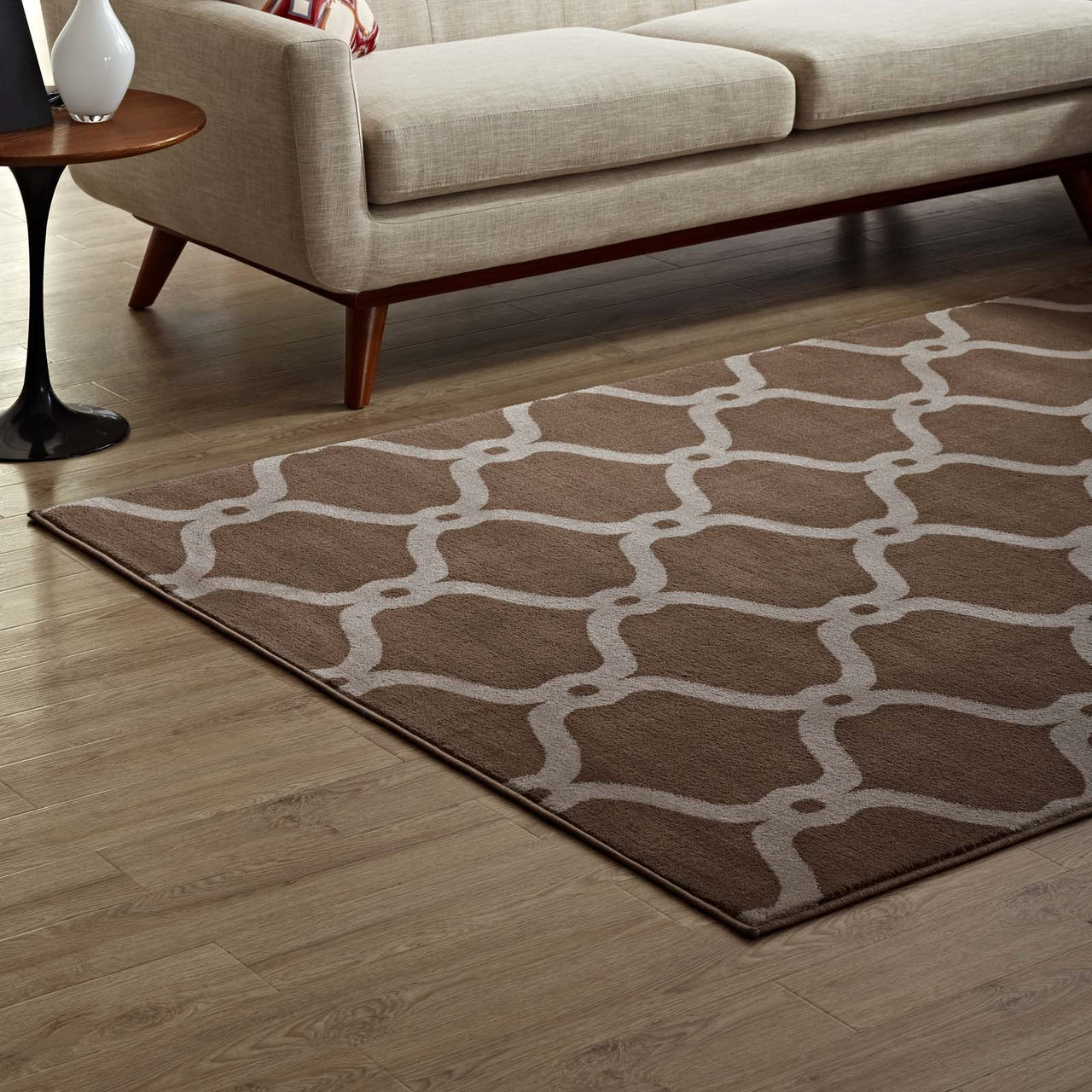 Calyndra Chain 8x10 Area Rug, Dark Tan & Beige