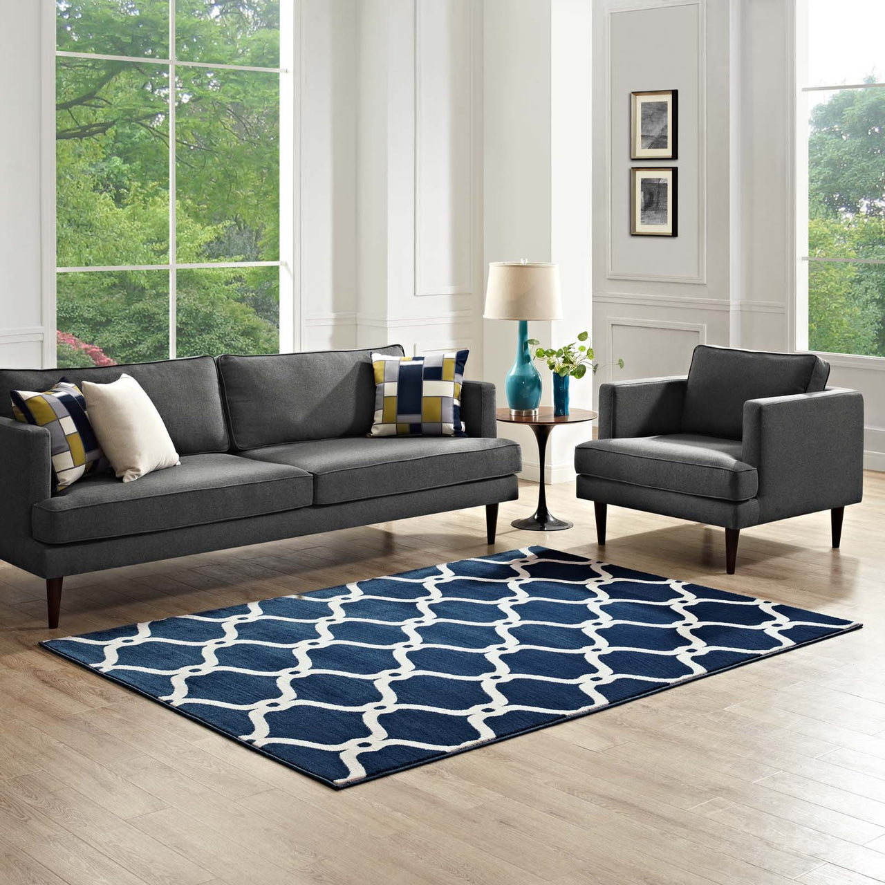 Calyndra Chain 5x8 Area Rug, Navy & Ivory