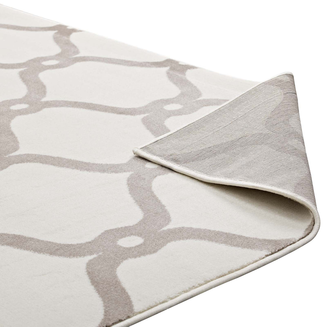 Calyndra Chain 5x8 Area Rug, Beige & Ivory