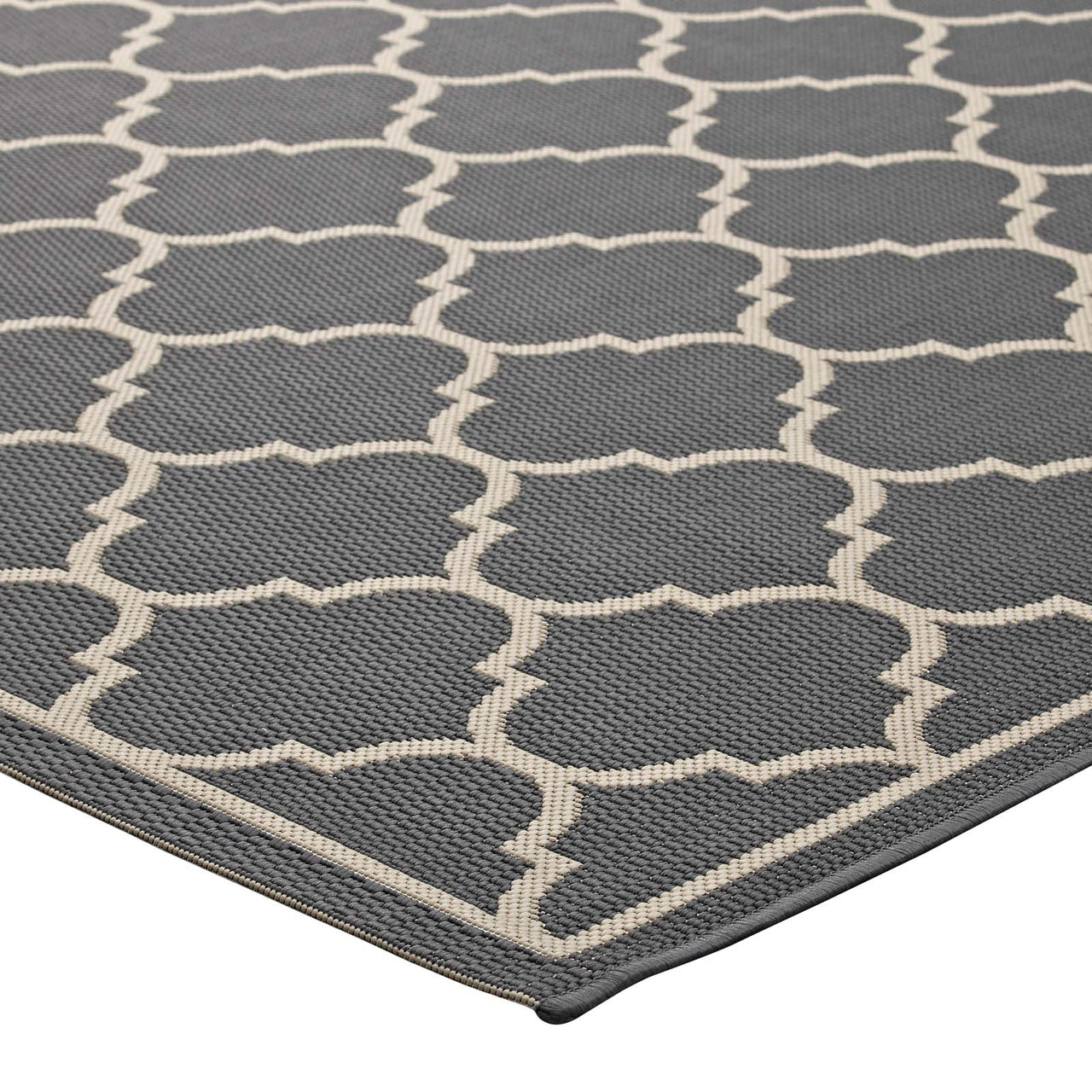 Zahara Scale Indoor | Outdoor 5x8 Area Rug, Gray & Beige