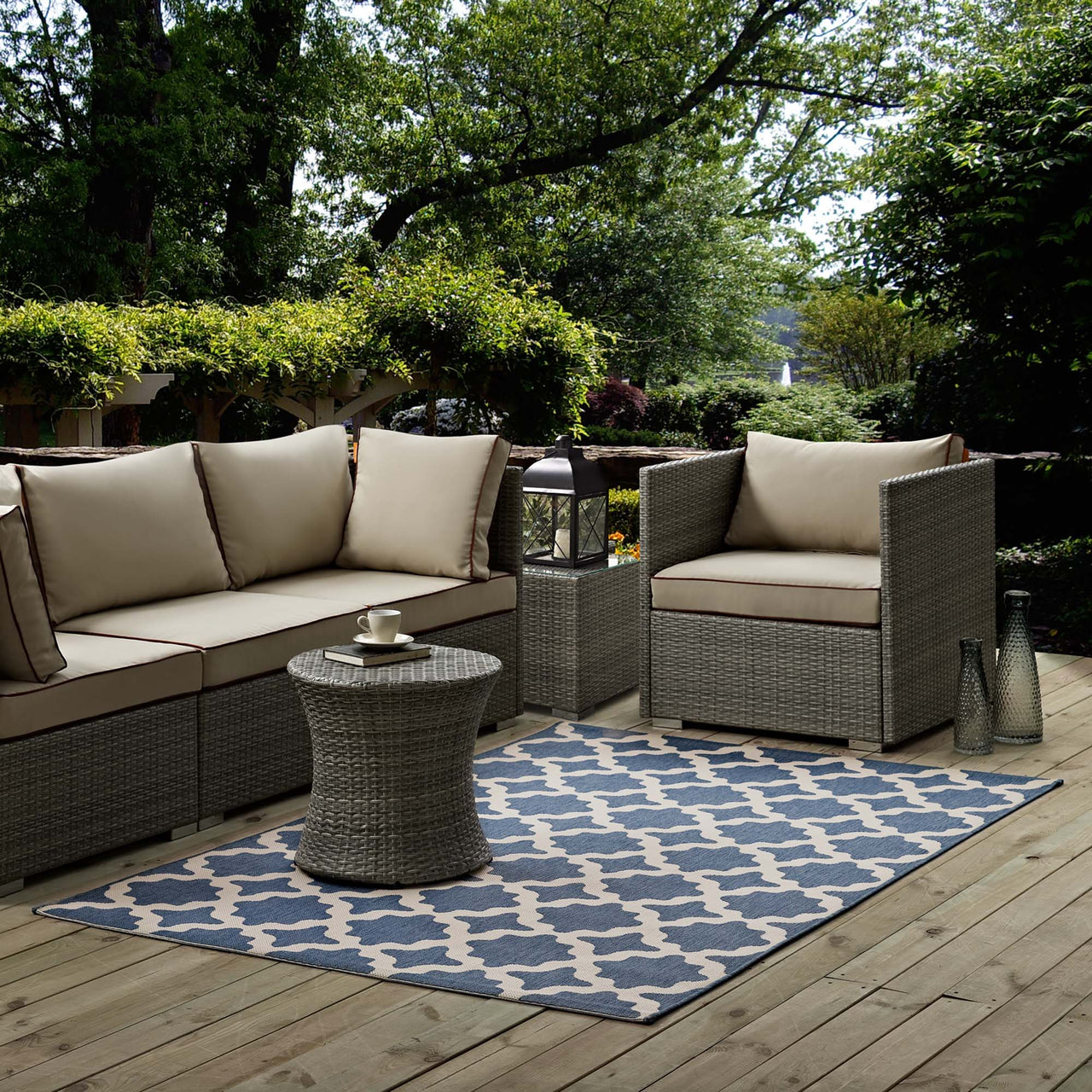 Cyrelle Indoor | Outdoor 9x12 Area Rug, Blue & Beige