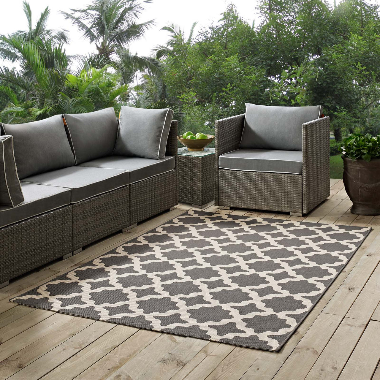 Cyrelle Indoor | Outdoor 5x8 Area Rug, Gray & Beige