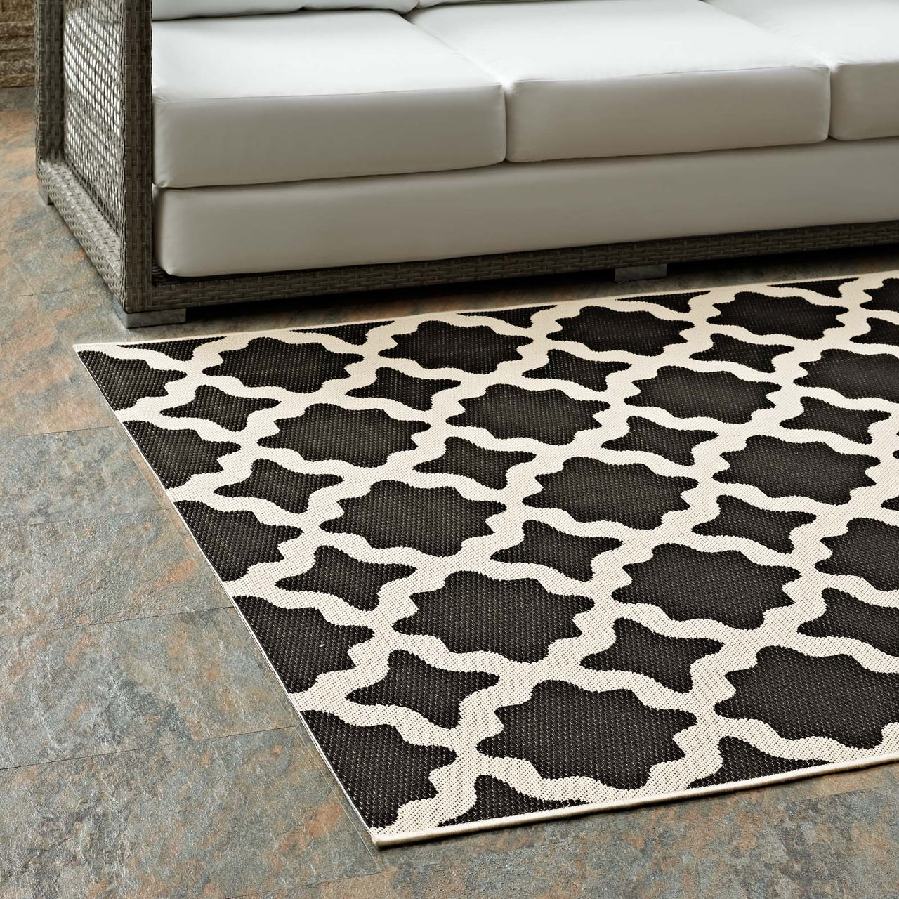 Cyrelle Indoor | Outdoor 8x10 Area Rug, Black & Beige