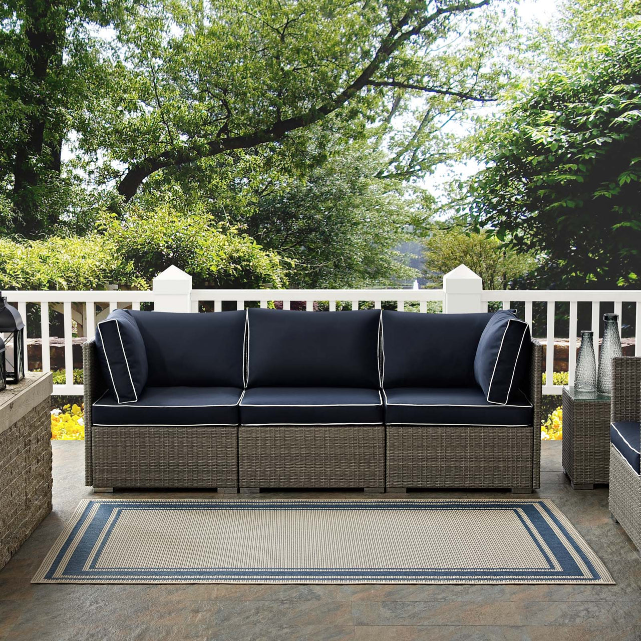 Proteger Indoor | Outdoor 5x8 Area Rug, Blue & Beige