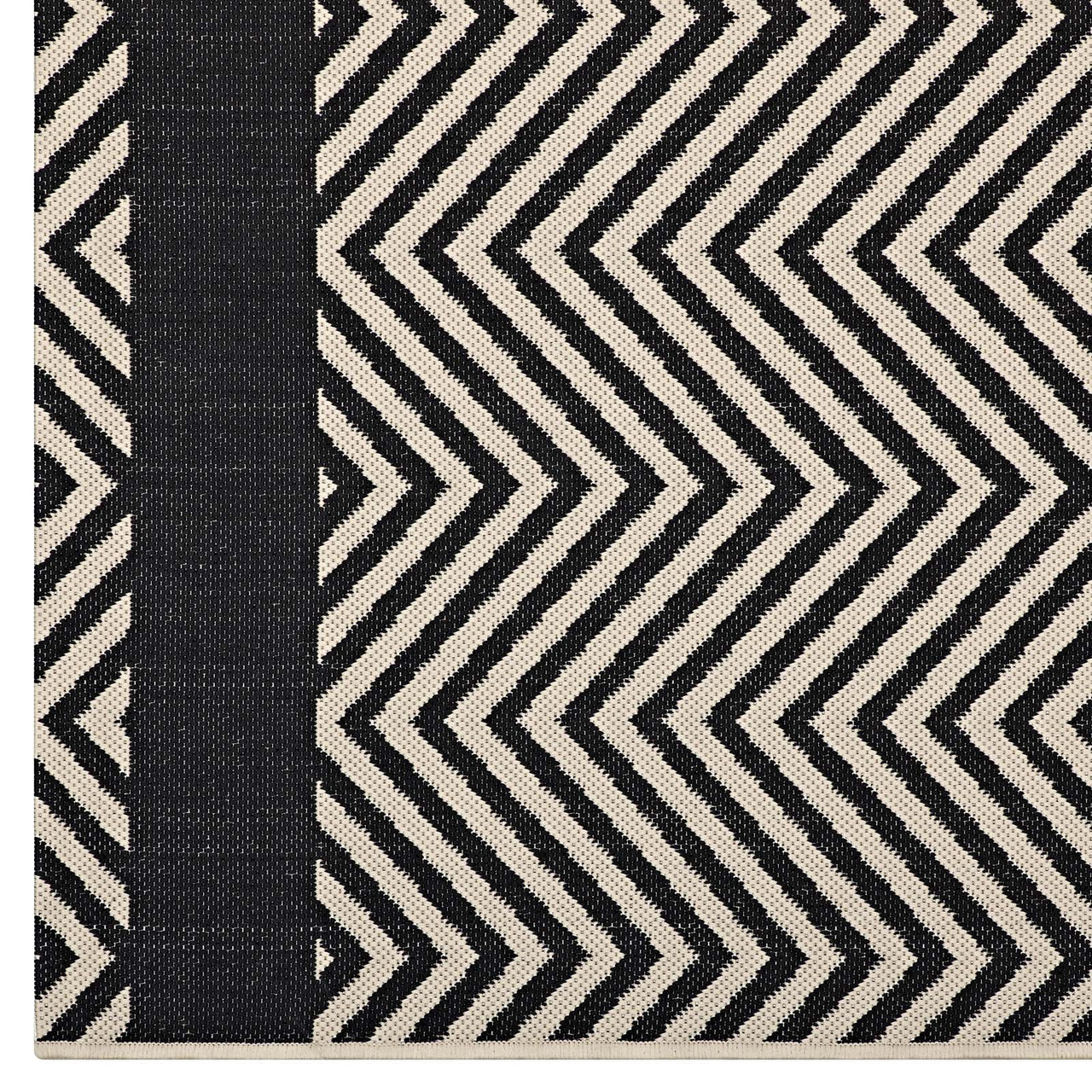 Illusion Veil Indoor | Outdoor 5x8 Area Rug, Black & Beige