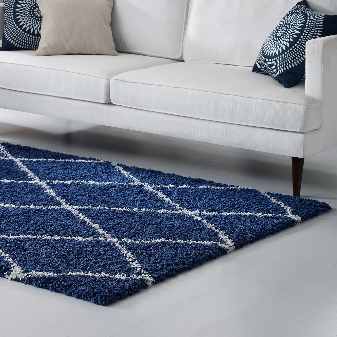 Winter Crystals 5x8 Shag Area Rug, Navy & Ivory