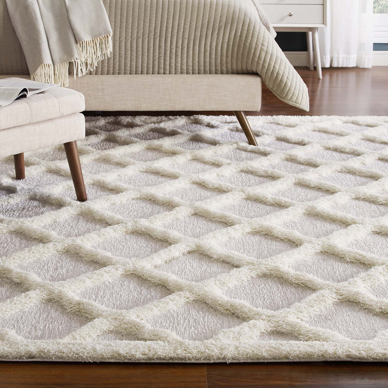 Mischievous Mannerisms Shag 5x8 Area Rug, Ivory & Light Gray