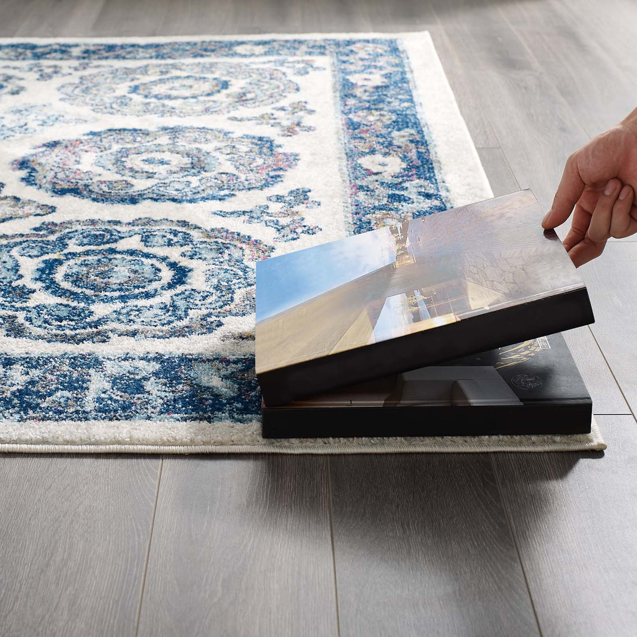 Chakra Karmic Contracts 5x8 Area Rug, Ivory & Blue