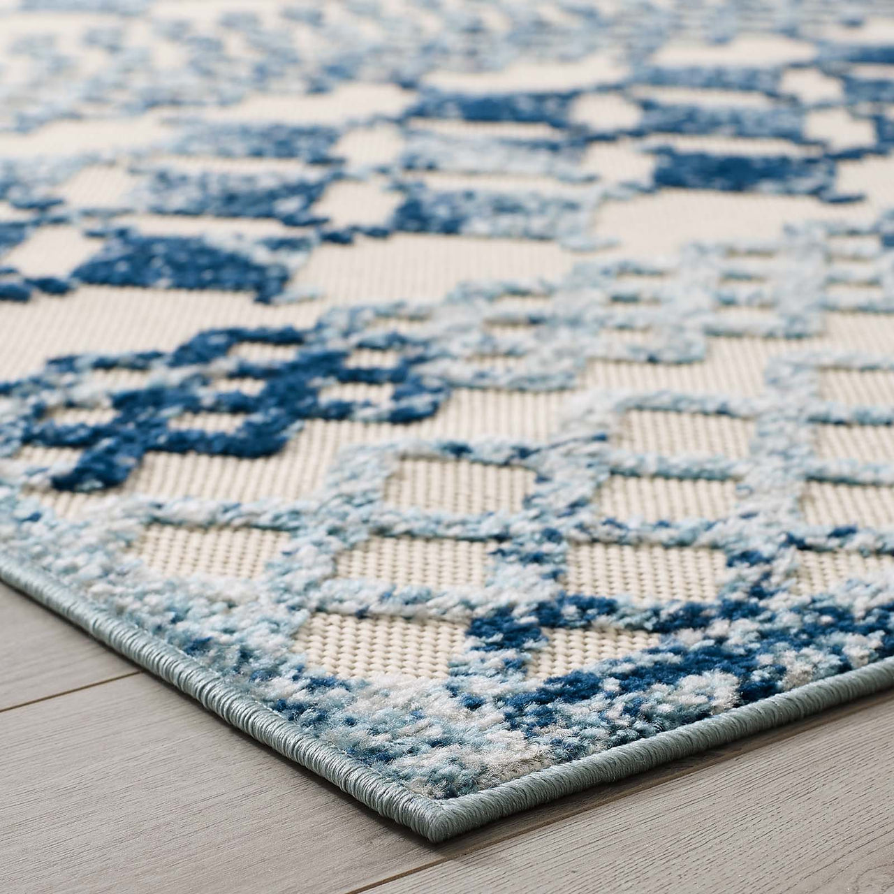 Mirror Polymer 8x10 Indoor|Outdoor Area Rug, Ivory & Blue