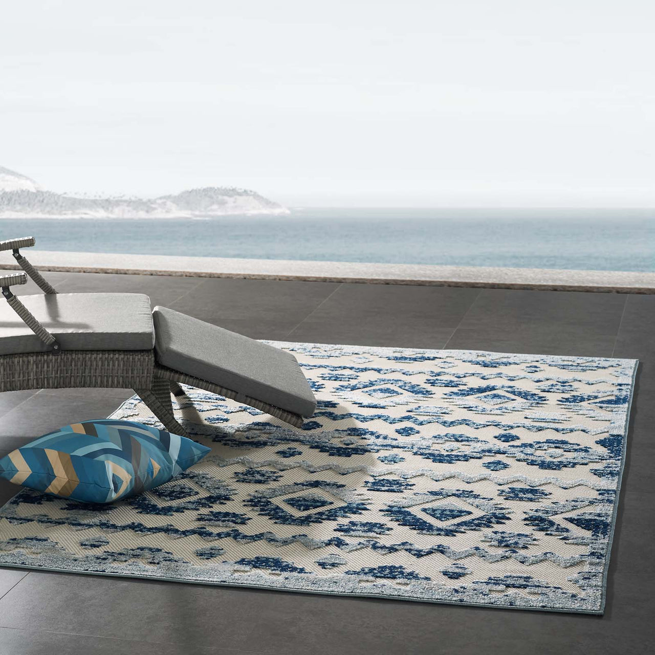 Mirror Opinions 5x8 Indoor | Outdoor Area Rug, Ivory & Blue