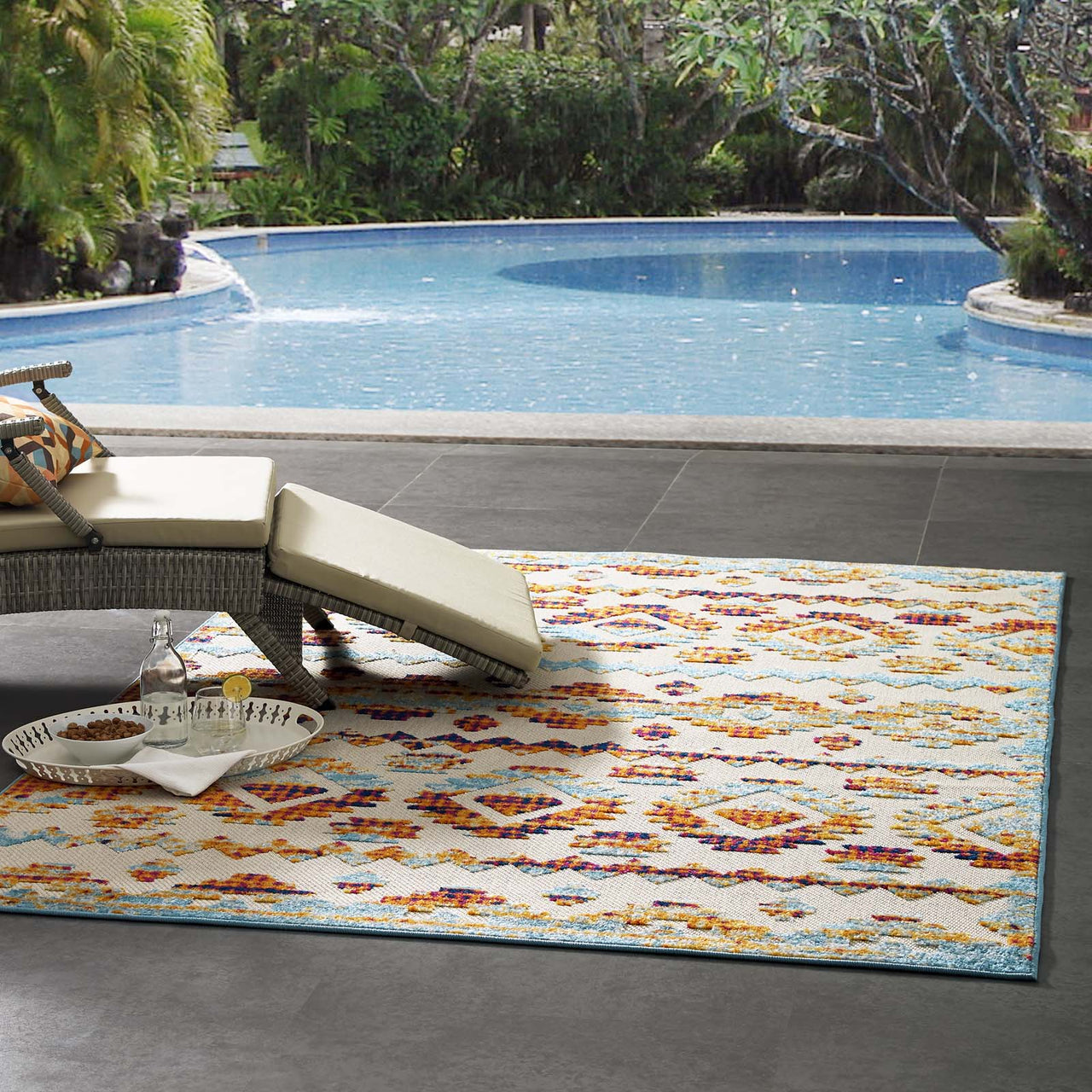 Mirror Opinions 5x8 Indoor | Outdoor Area Rug, Multicolor