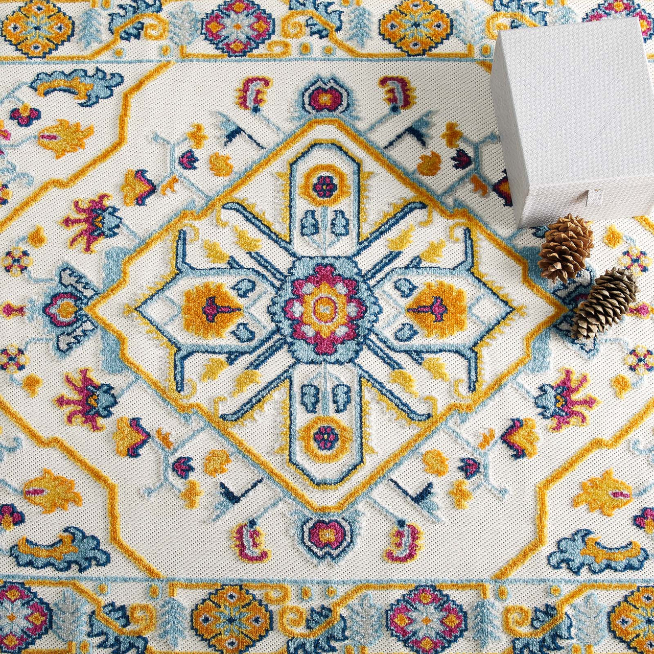 Mirror Intellect 5x8 Indoor | Outdoor Area Rug, Multicolor