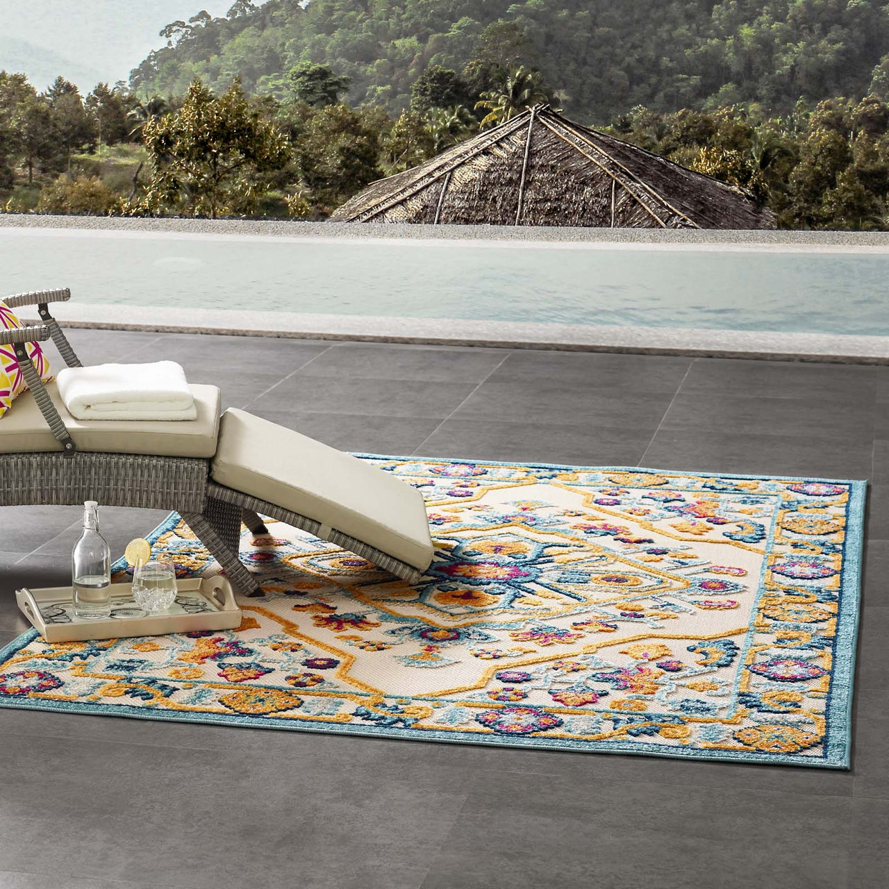 Mirror Intellect 5x8 Indoor | Outdoor Area Rug, Multicolor