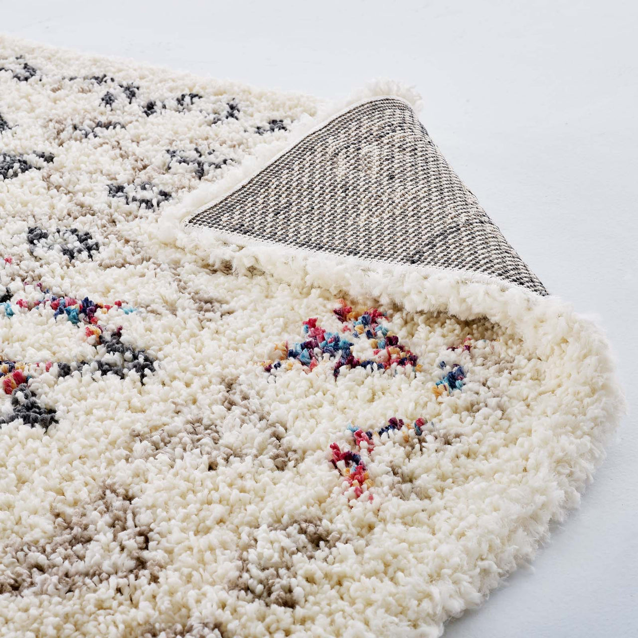 Ancient Arrowheads 5x8 Area Rug, Multicolor