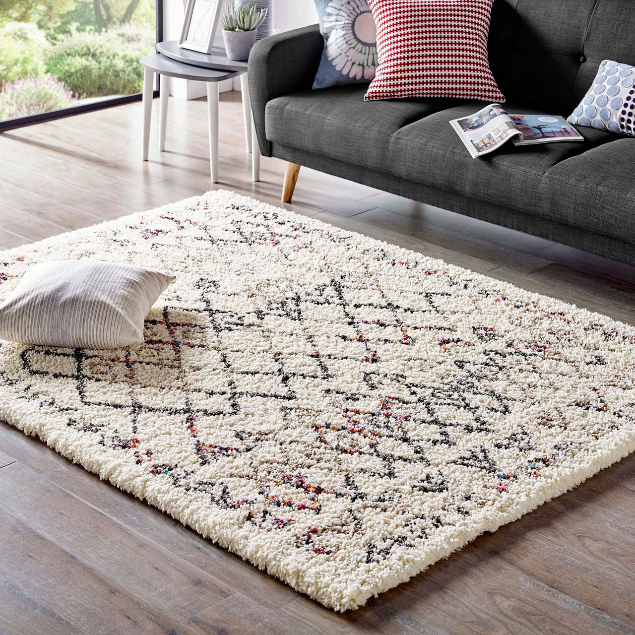 Ancient Arrowheads 5x8 Area Rug, Multicolor