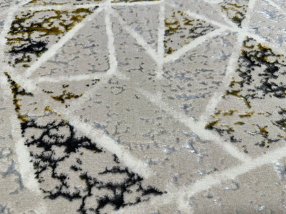 Biv Shattered Indoor | Outdoor Area Rug, Beige & Silver