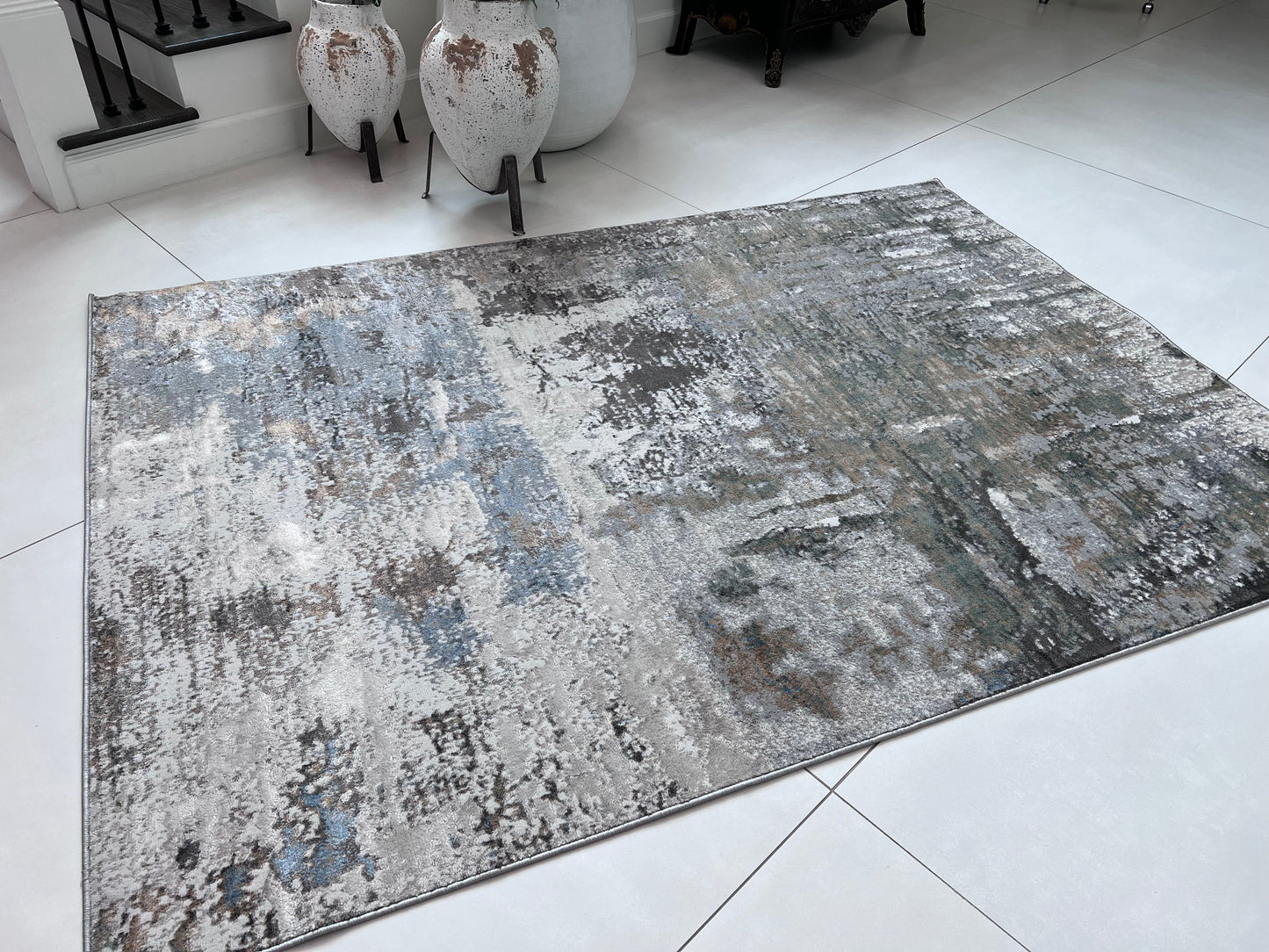 Devo Nature's Canvas Area Rug, Platinum & Earth