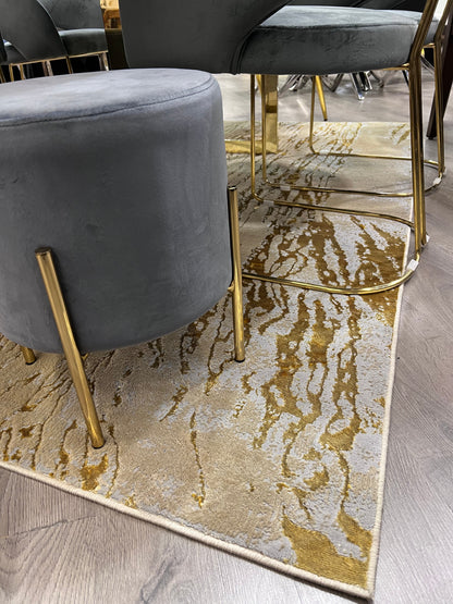 Maximus Golden Rain Indoor | Outdoor Area Rug, Beige & Gold