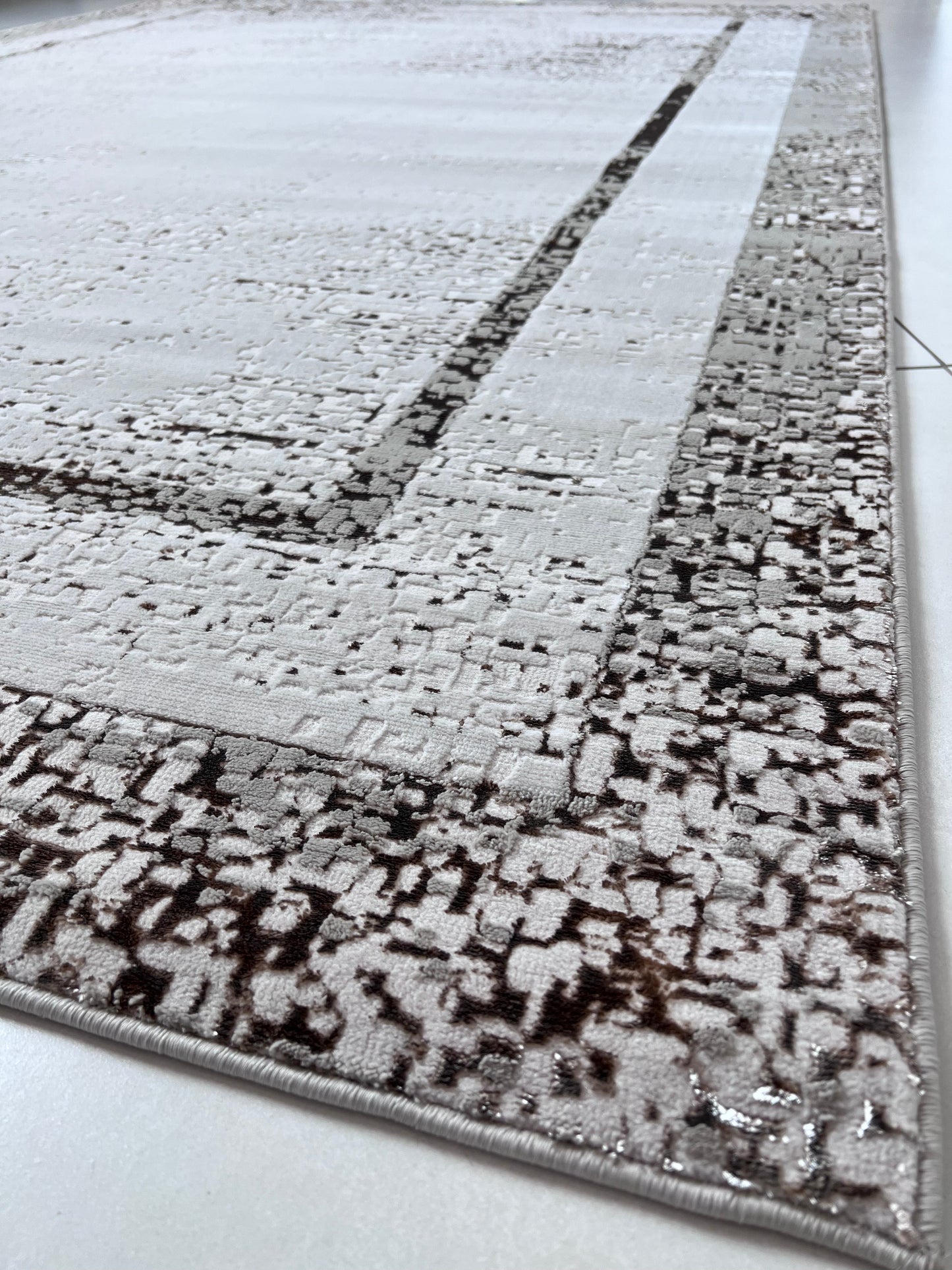 Maximus Opulence Indoor | Outdoor Area Rug, Gray & Platinum