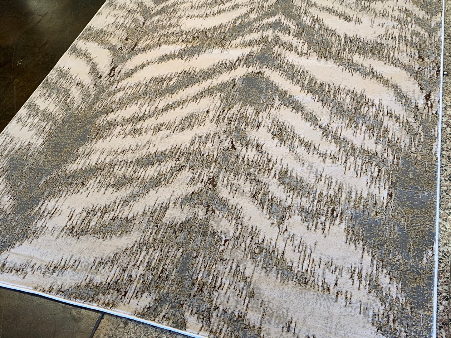 Maximus String Theory Indoor | Outdoor Area Rug, Gray