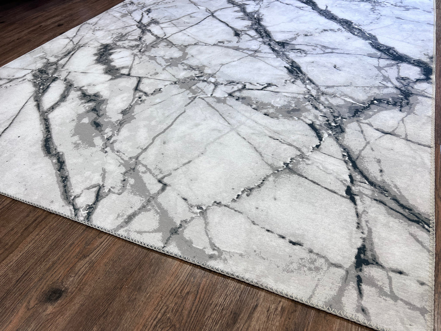 Elevate Marble II Area Rug, Silver