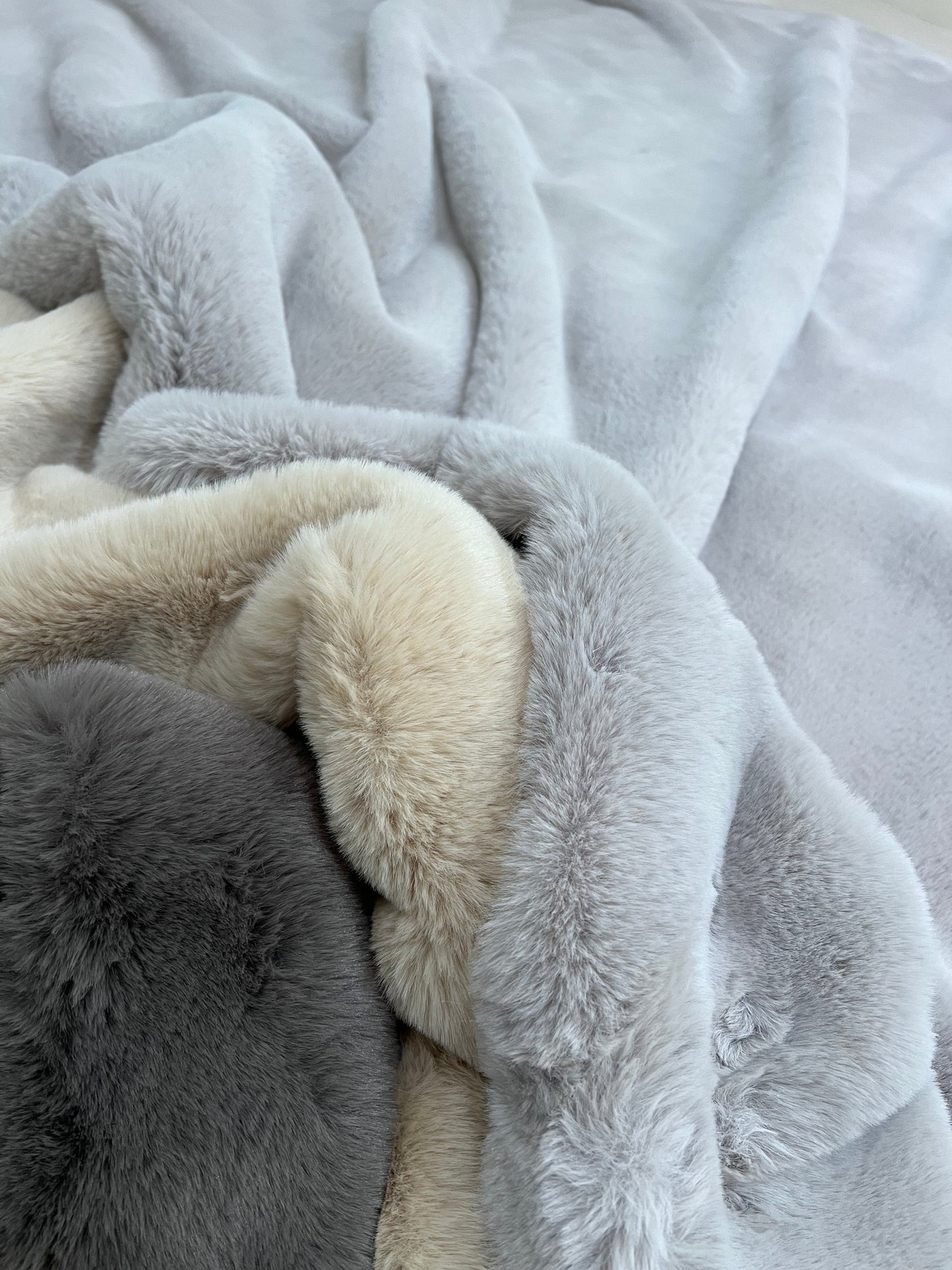 Bella Luxury Faux Fur Area Rug, Assorted Colors