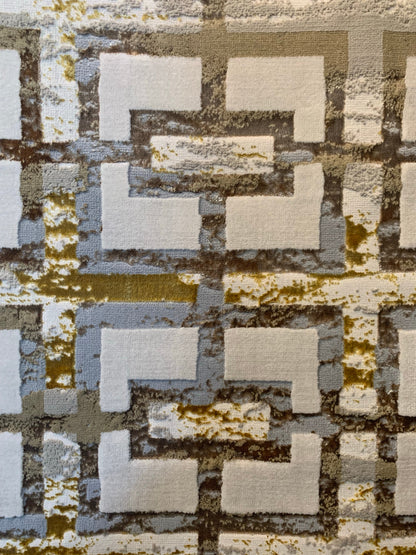 Maximus Fortress Indoor | Outdoor Area Rug, Beige & Gold