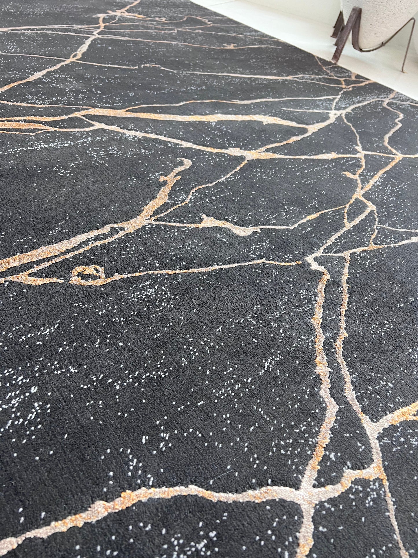Devo Marble Tempest Area Rug, Platinum & Charcoal