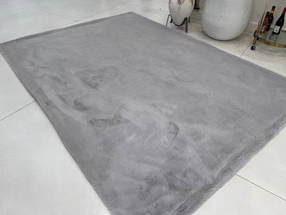 Bella Luxury Faux Fur Area Rug, Assorted Colors
