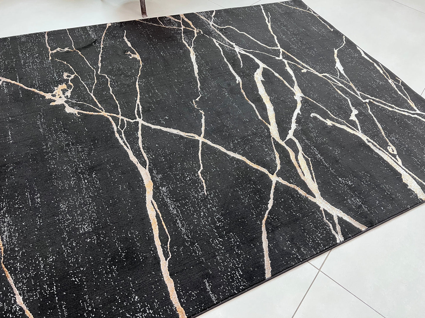 Devo Marble Tempest Area Rug, Platinum & Charcoal