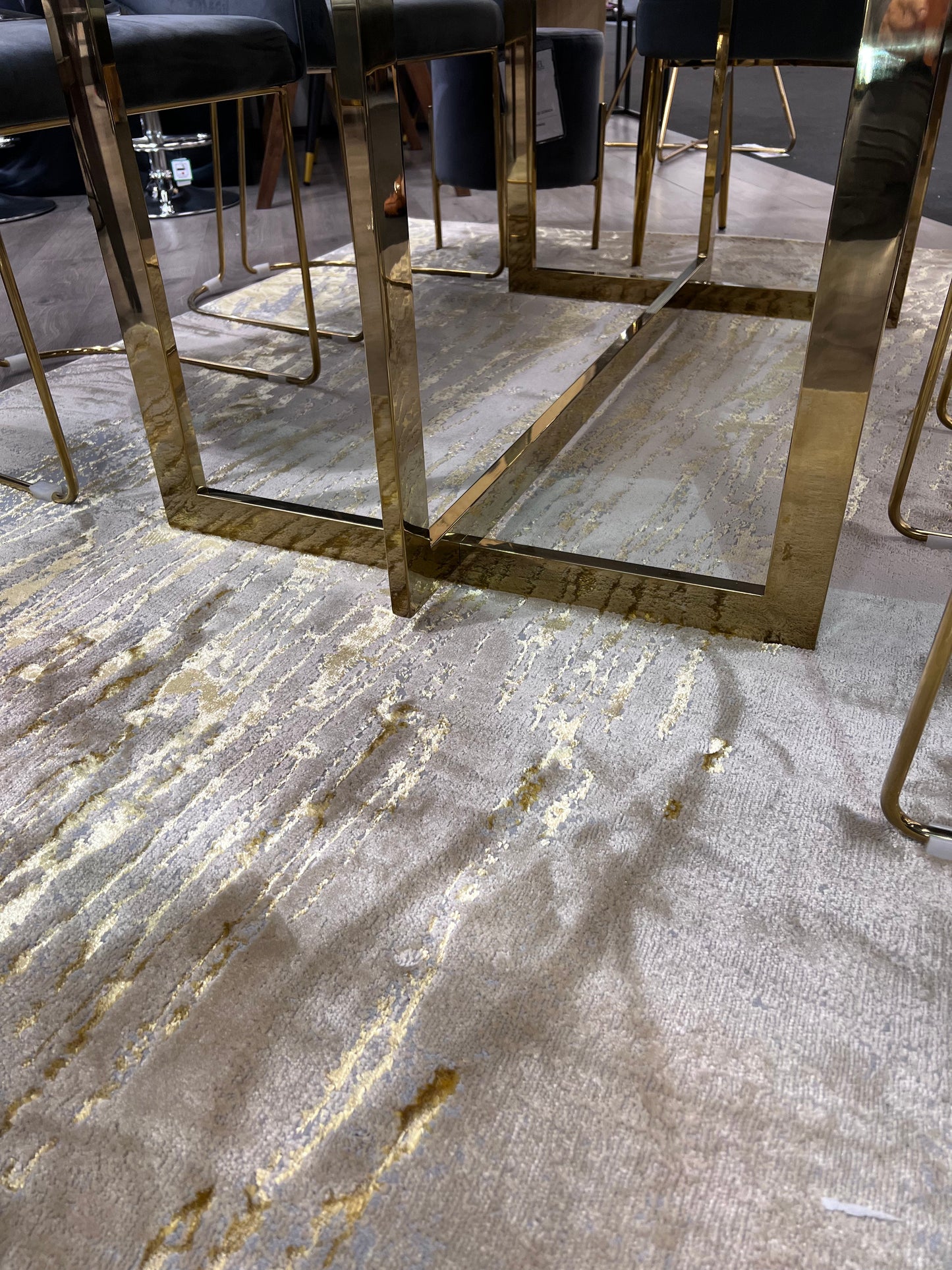 Maximus Golden Rain Indoor | Outdoor Area Rug, Beige & Gold