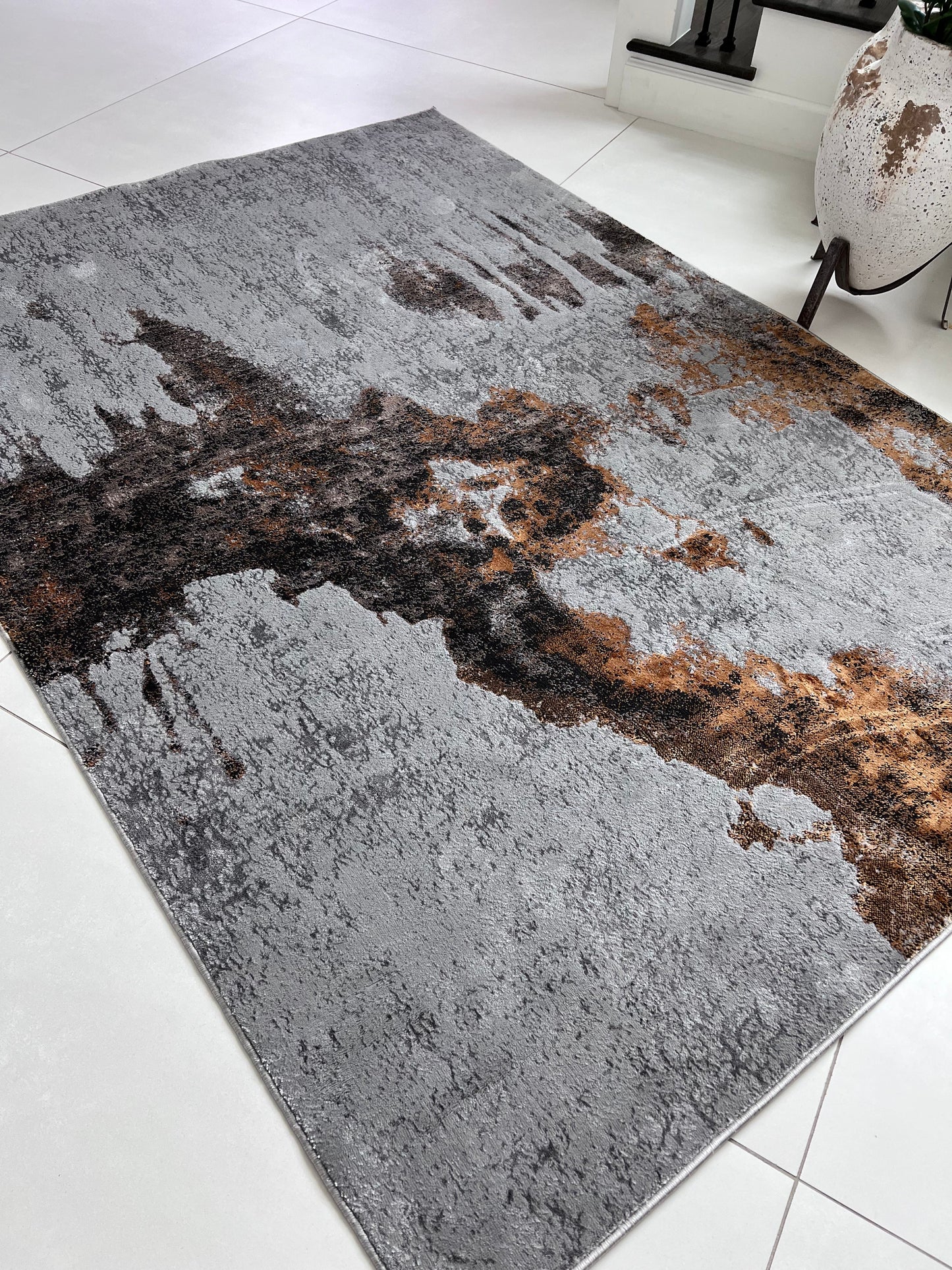 Devo Cosmic Dreams Area Rug, Platinum & Gray