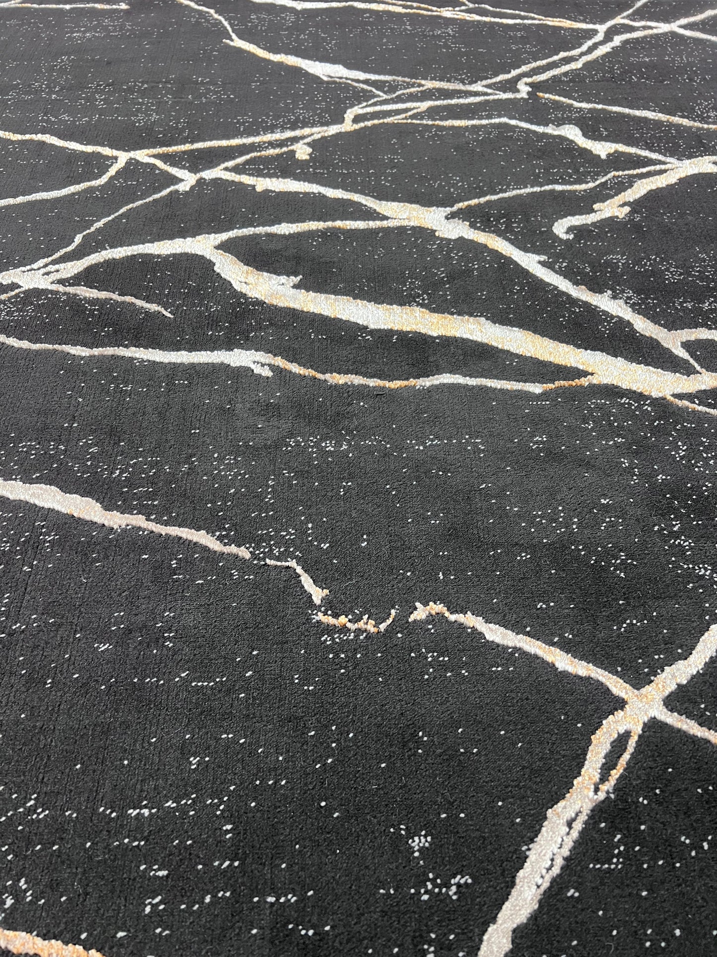 Devo Marble Tempest Area Rug, Platinum & Charcoal